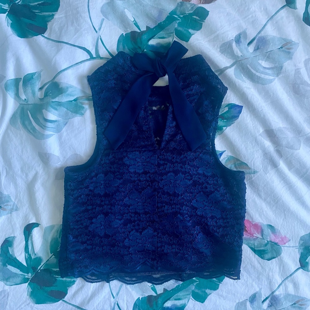 Elegant Formal/Grad Blue Lace Top and Skirt Set
